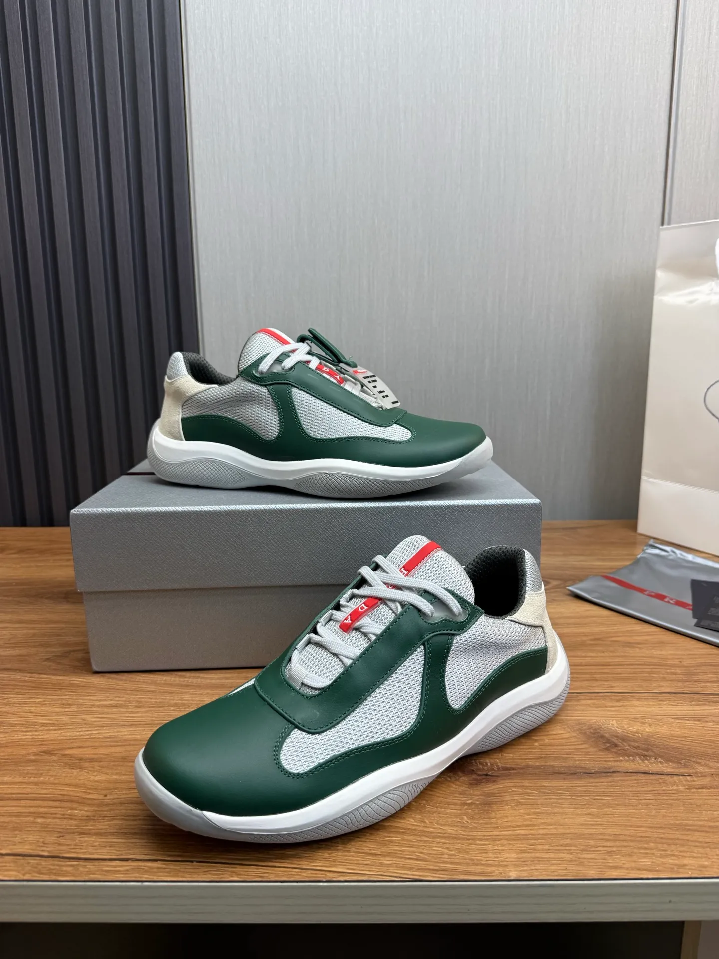 Men's shoes 💰560💰 [PRADA] Men's shoes are popular in the counter, official website is synchronized, 1 high-quality shipment ✔️Original cowhide upper + cowhide lining, 1🆚1 replica, original sole, 38-45 (45 customized, non-refundable)